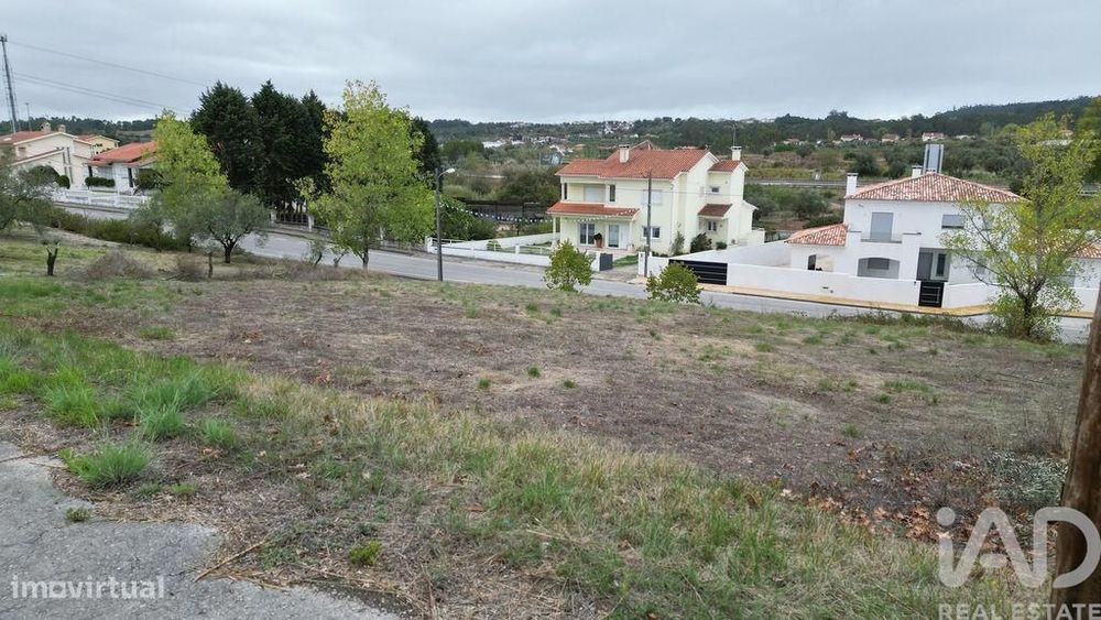 Terreno para construção em Souselas e Botão
