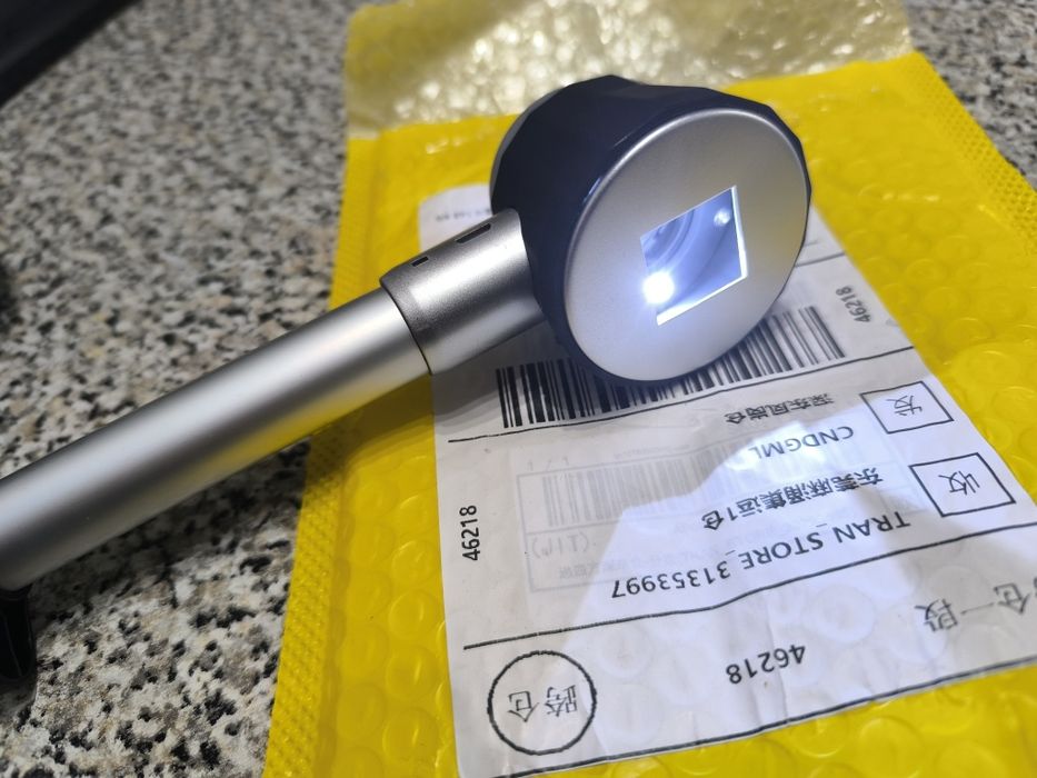 Lupa profissional com luz led