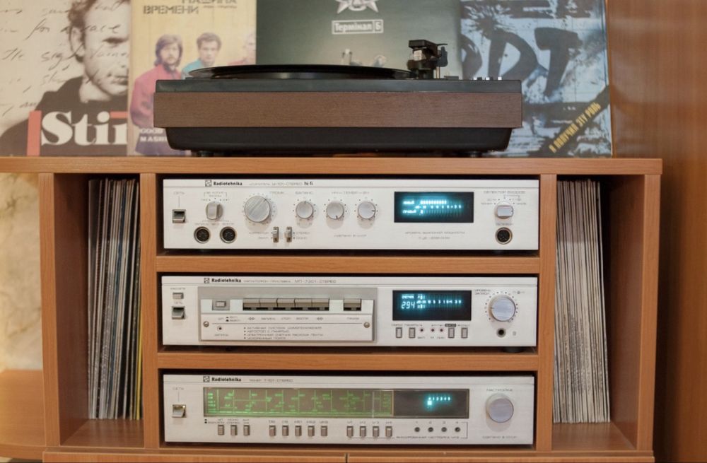 Тумба стойка для програвача підсилювача radiotehnika вініл, кассети