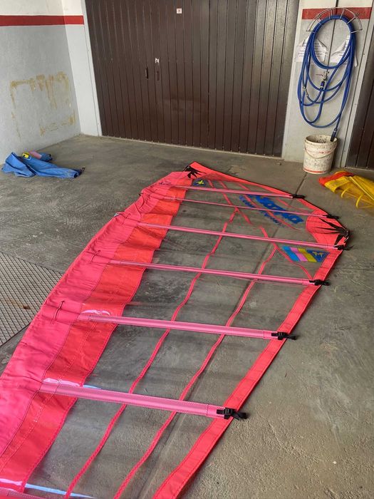 Material de Windsurf, pranchas, velas e acessórios