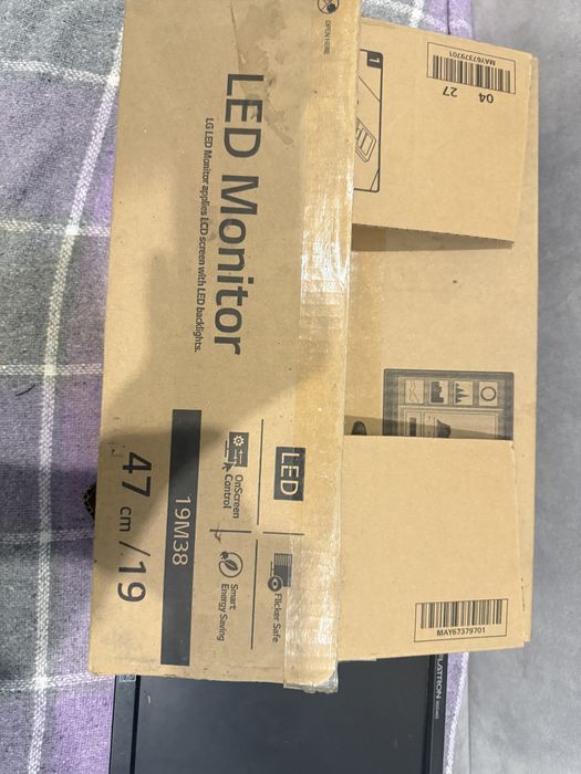 Монітор до компа