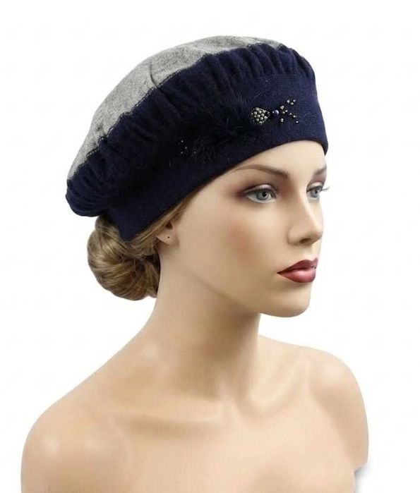 Beret z dzianiny dwukolorowy