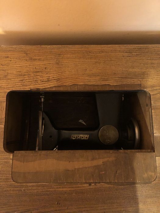 Maszyna do szycia „pokój”