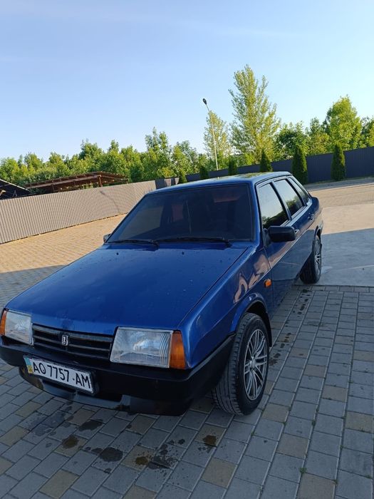 Продам автомобіль ВАЗ 21099