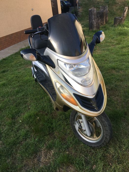 Продам скутер на розбор Viper