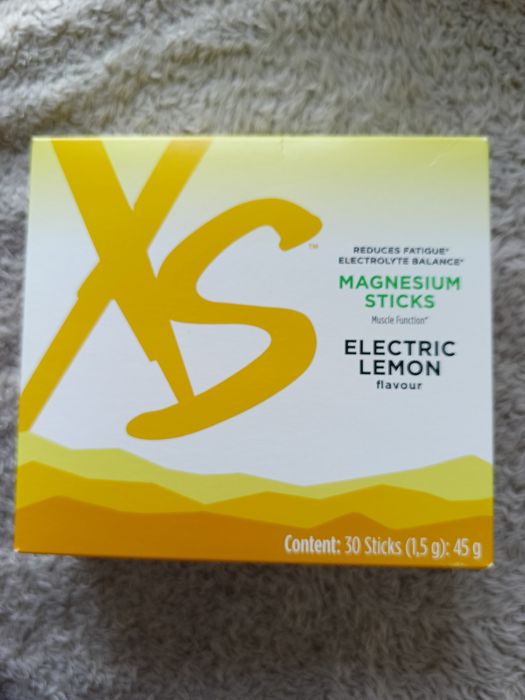 XS™ - Magnesium Sticks. Suplement diety z magnezem i substancją słodzą