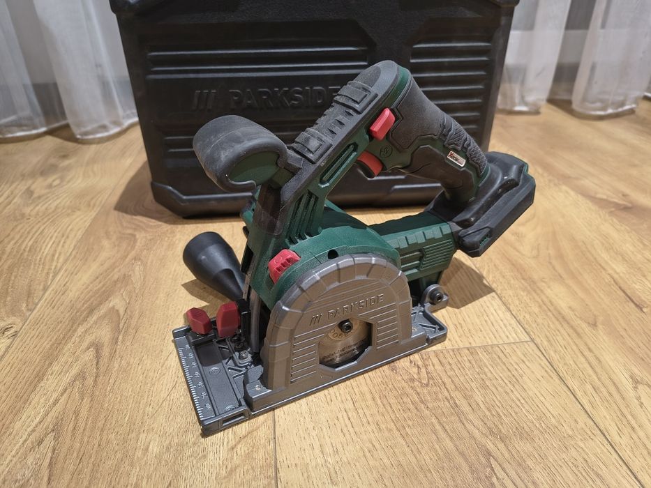 Zaglebiarka piła wgłębna parkside bezprzewodowa Aku 20v z pudełkiem