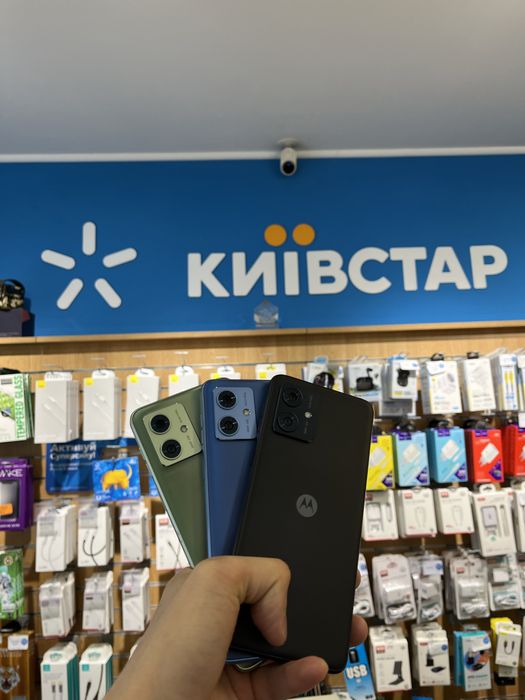 Motorola g54  12/256 оф.версия
