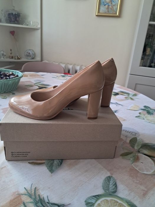 Buty Clarks  beżowe