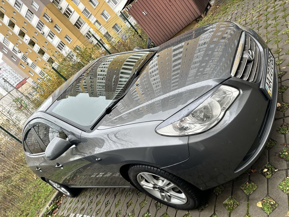 Продам hyundai elantra hd