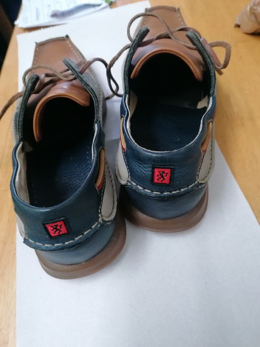 Vendo desocupar t 43 todos em couro