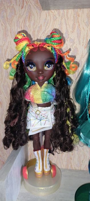 Rainbow high Iris Creative Crystals