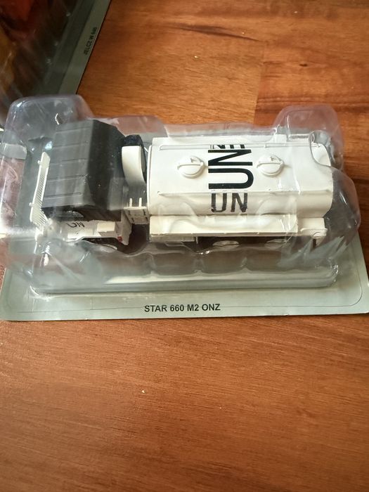 Kultowe Ciężarówki PRL, pakiet