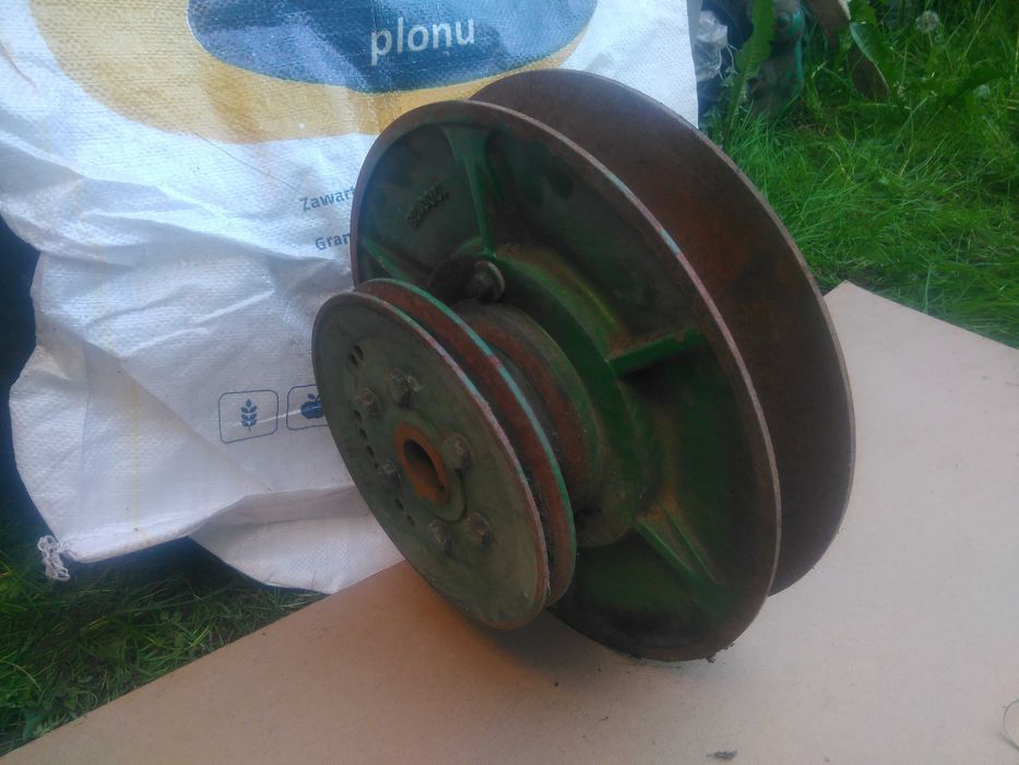 Wariator kombajn Volvo 1150 koło pasowe napędu mlocarni Pas mlocarni