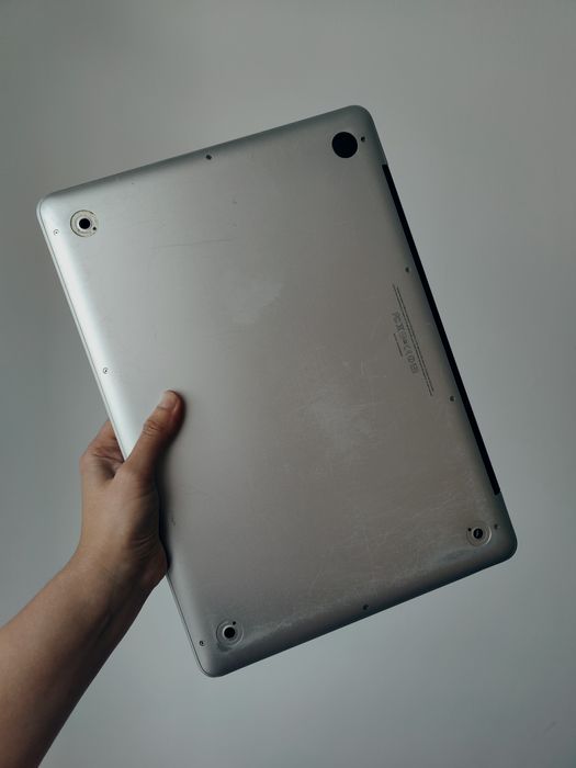 MacBook pro para peças - não funciona