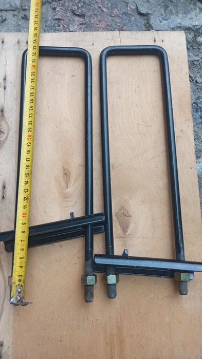 Продам стремянку рессоры