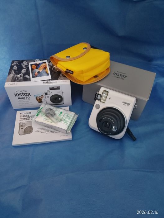 Câmera Instax mini 70 Fujifilm