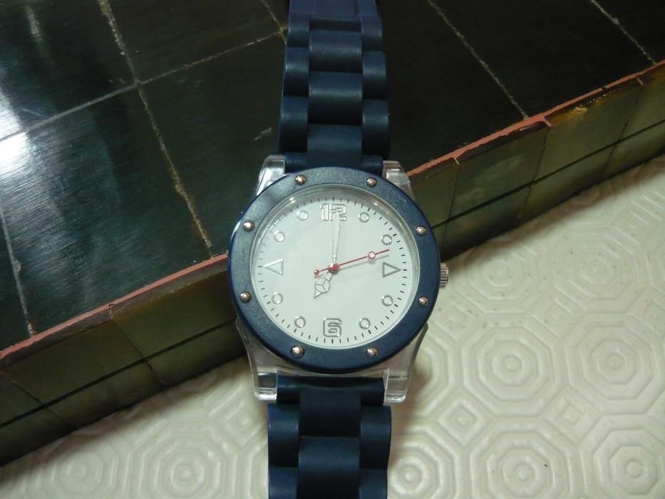 Beautiful Wristwatch - For Collectors