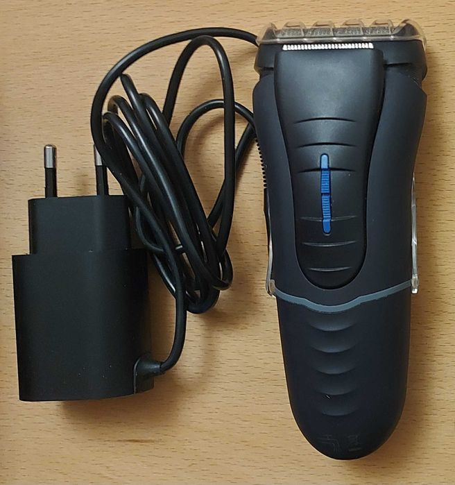 Электробритва Braun