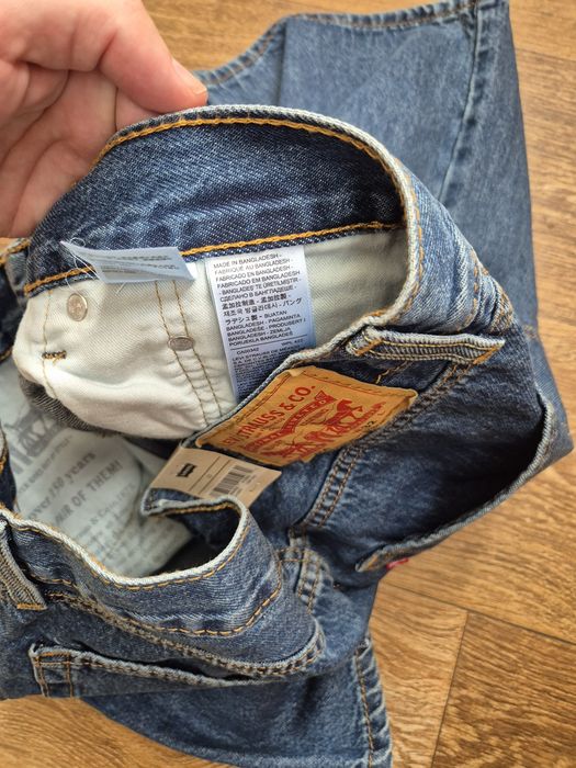 Нові чоловічи шорти Levi's 454 (32/33)