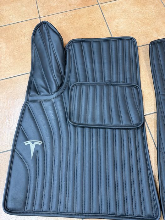Коврики в салон Tesla S кожа