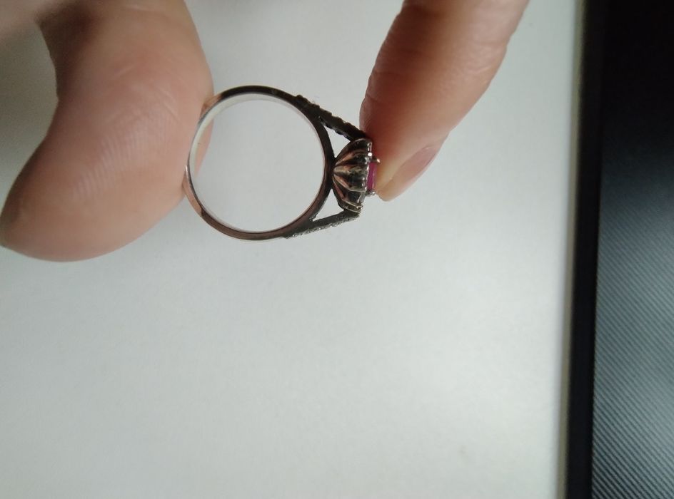 Pierścionek różowy 11-12