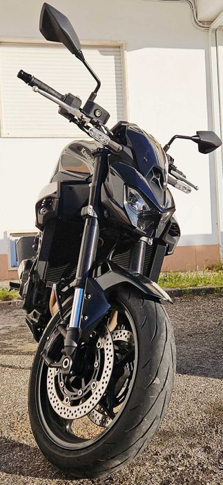 Kawasaki Z900 - Setembro 2025