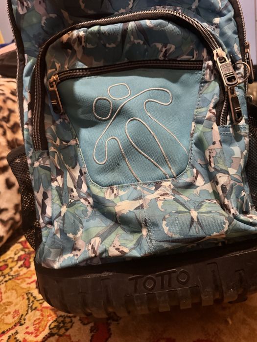 Рюкзак на колесах