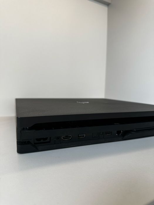 Sony PlayStation 4 Pro 1Tb Black +15ігор б/у
