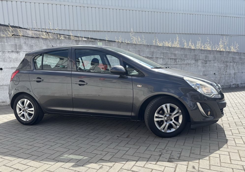 Opel corsa Gasoleo (UNICO DONO)