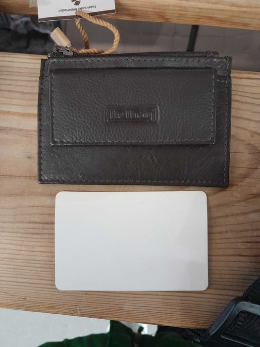 Carteira porta moedas porta chaves em pele