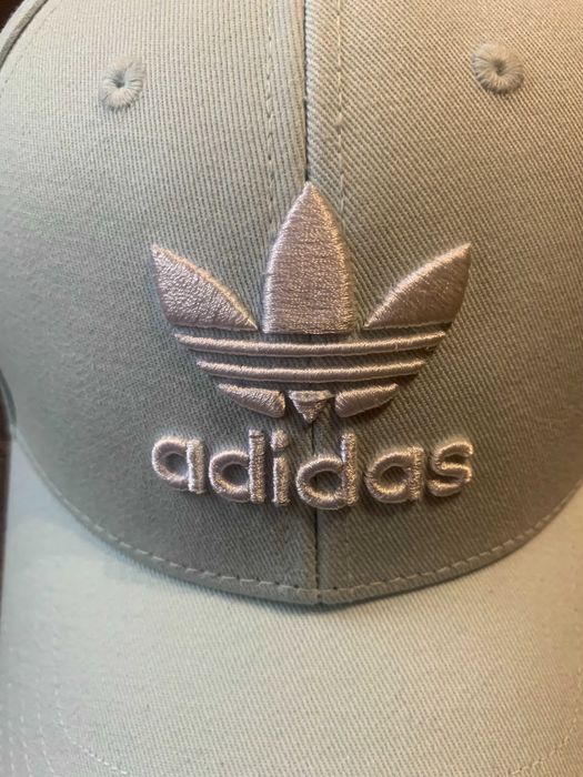 czapka Adidas z daszkiem