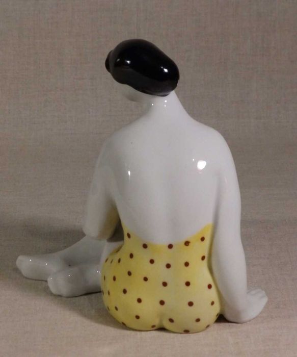 Купальщиця фарфор 1960 рік