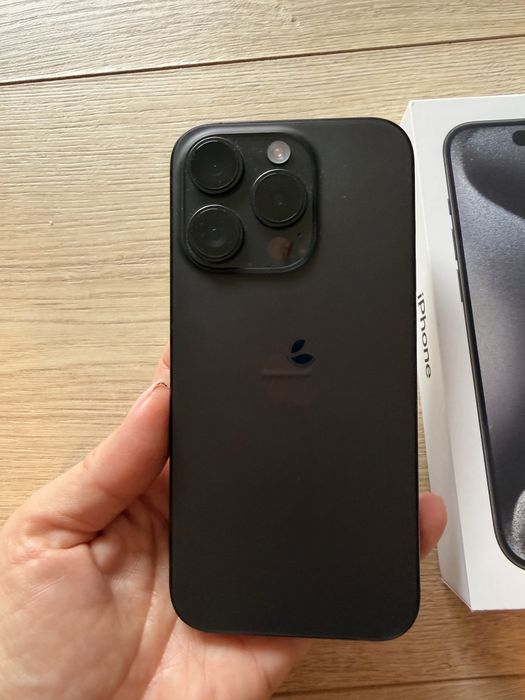 Iphone 15 pro, stan idealny, bateria 88%