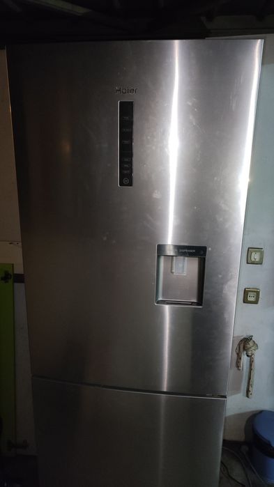 Frigorífico Combinado Haier 450L Inox [SEMi-NOVO]– No Frost & Dispensa