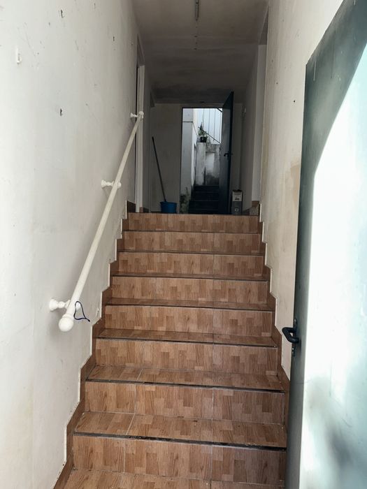 Casa t2 em frente ao metro