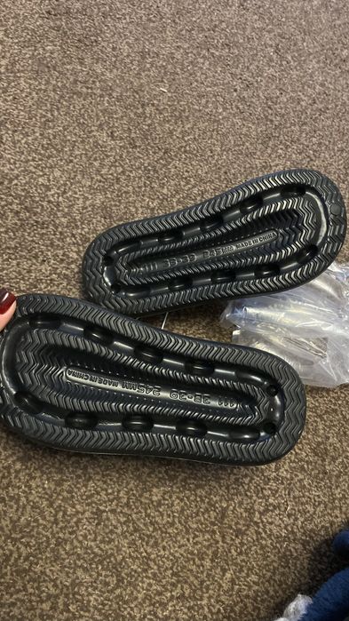 Нові тапці жіночі