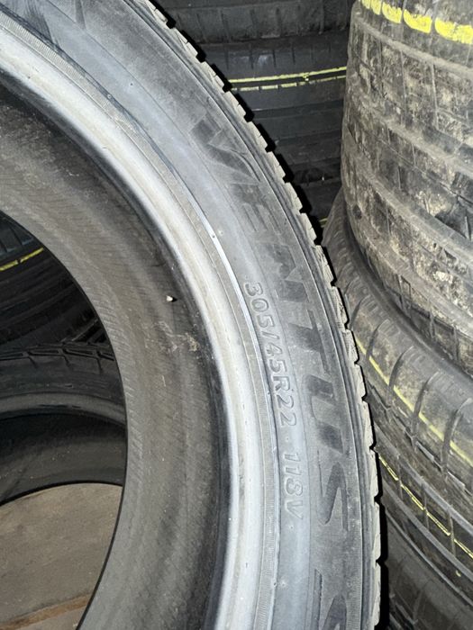 Шины БУ 305 45 R 22 Hankook пара старая !