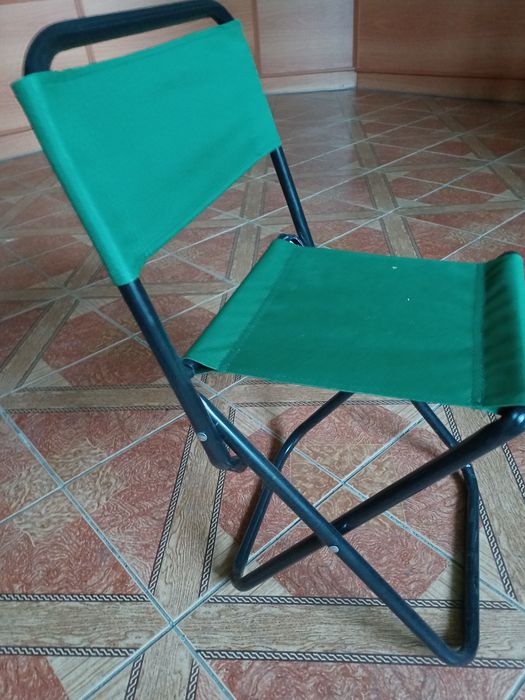 Стілець розкладний зі спинкою