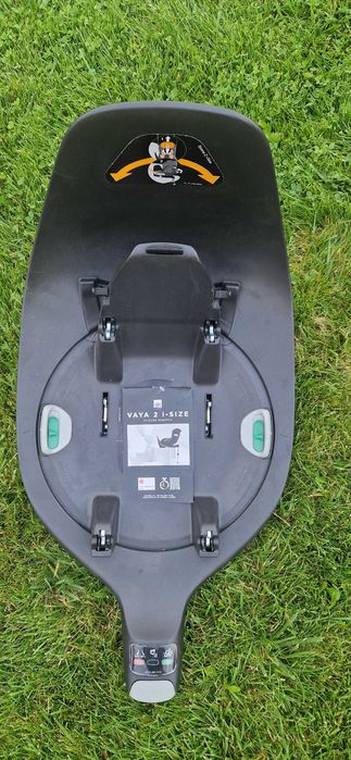 fotelik samochodowy z bazą do 1 roku