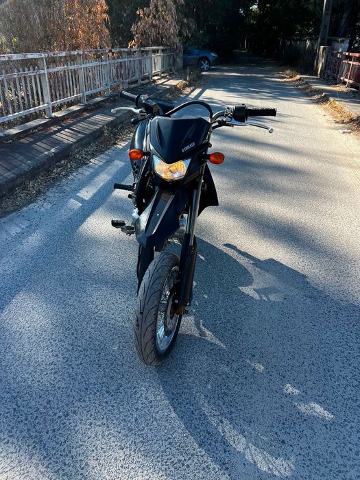 Kawasaki D-Tracker 125 – Excelente Estado