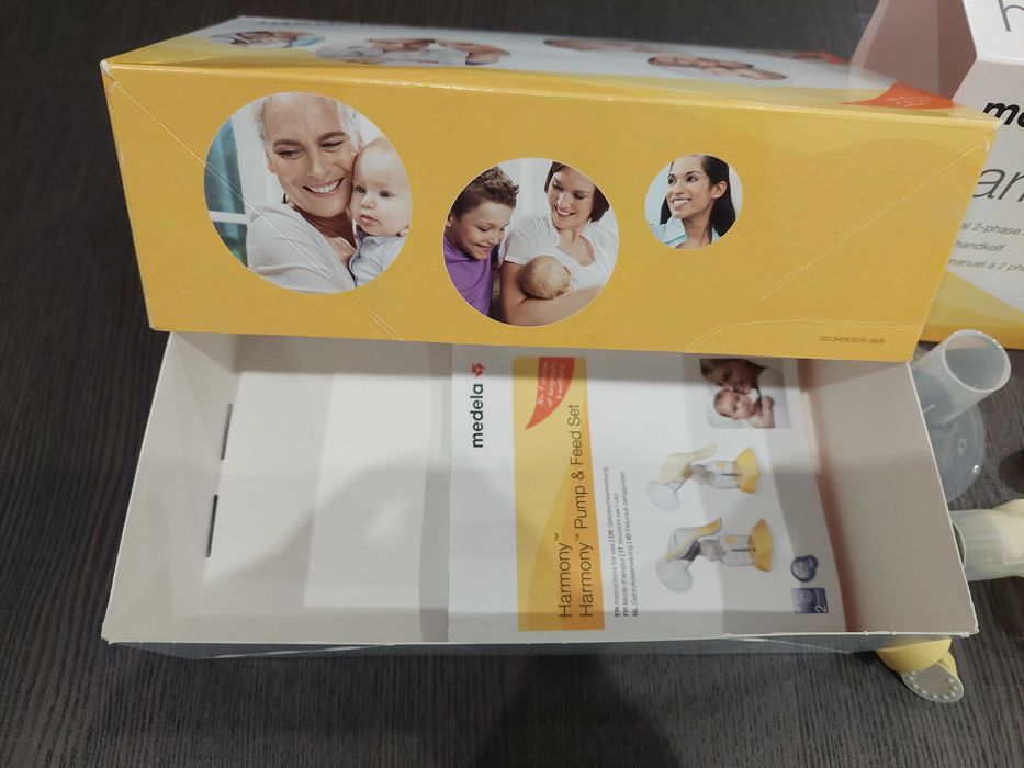 Extrator de leite manual + coletor de leite Medela