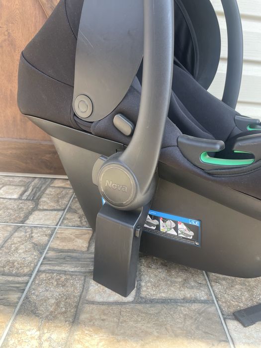 Carrello Nova CRL-16101 - дитяче автокрісло призначене для малюків від народження до 15 місяців .