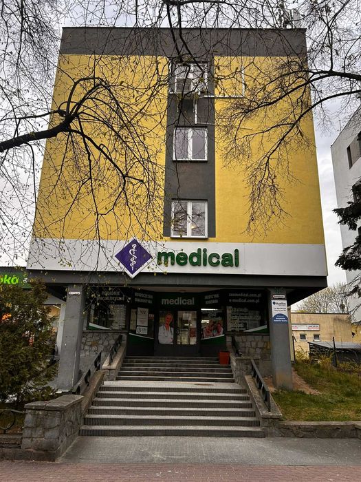 Budynek przystosowany pod przychodnię medyczną