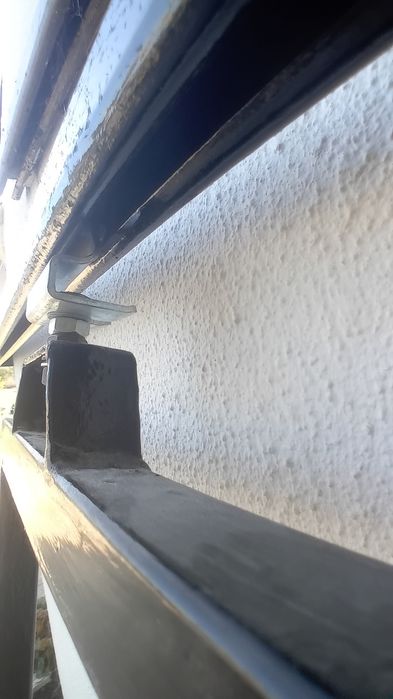 Estrutura metalica para porta ou portao de correr..