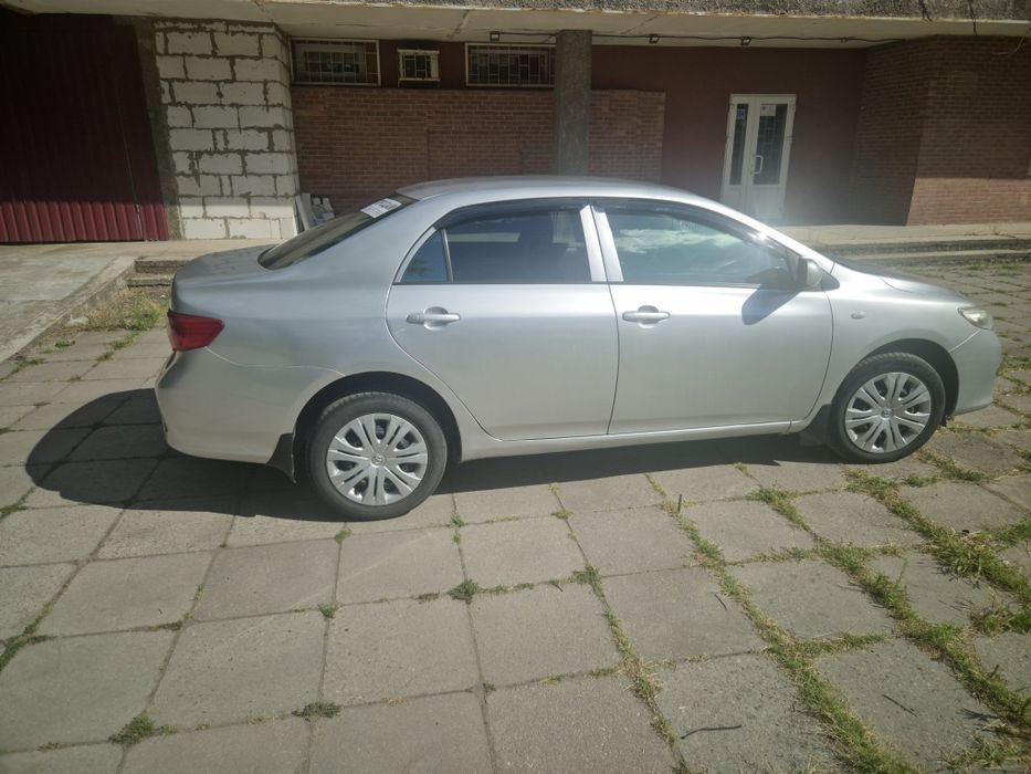 Toyota Corolla 2009 год
