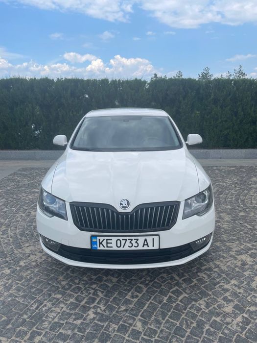 Шкода Суперб 1,8