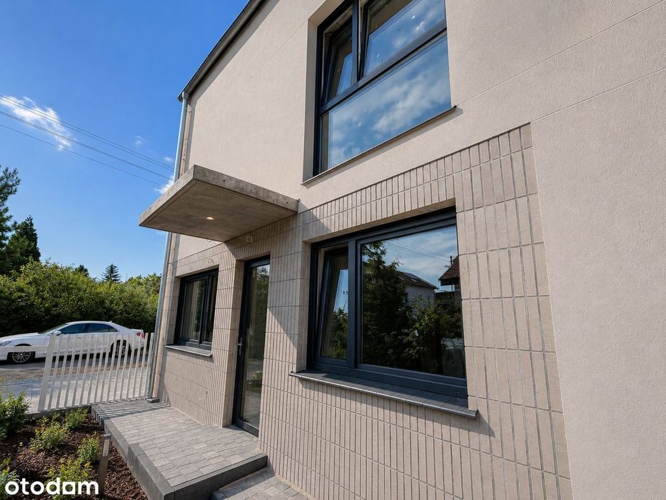 Dwupoziomowy apartament z dużym balkonem, 6 pokoi, Poznań