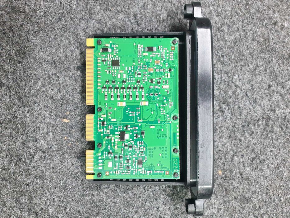 BMW F10/F11/F07 Xenon Headlight Control Module