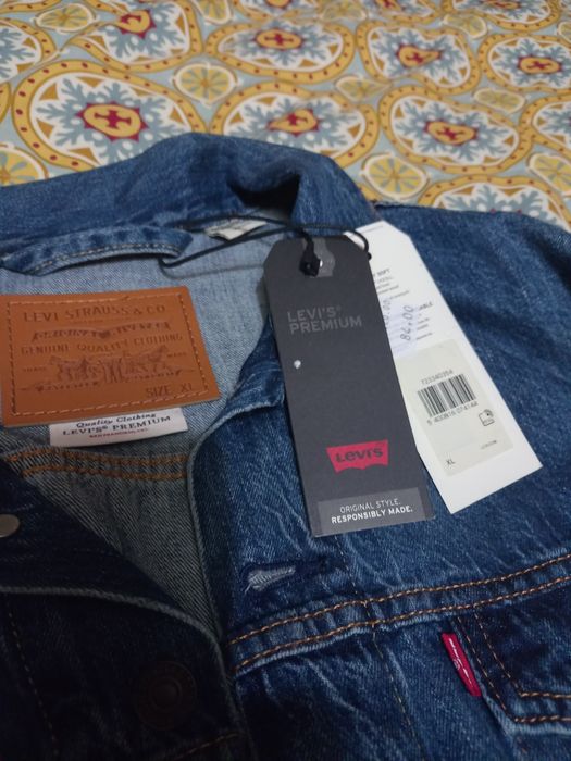 Blusão ganga levis novo